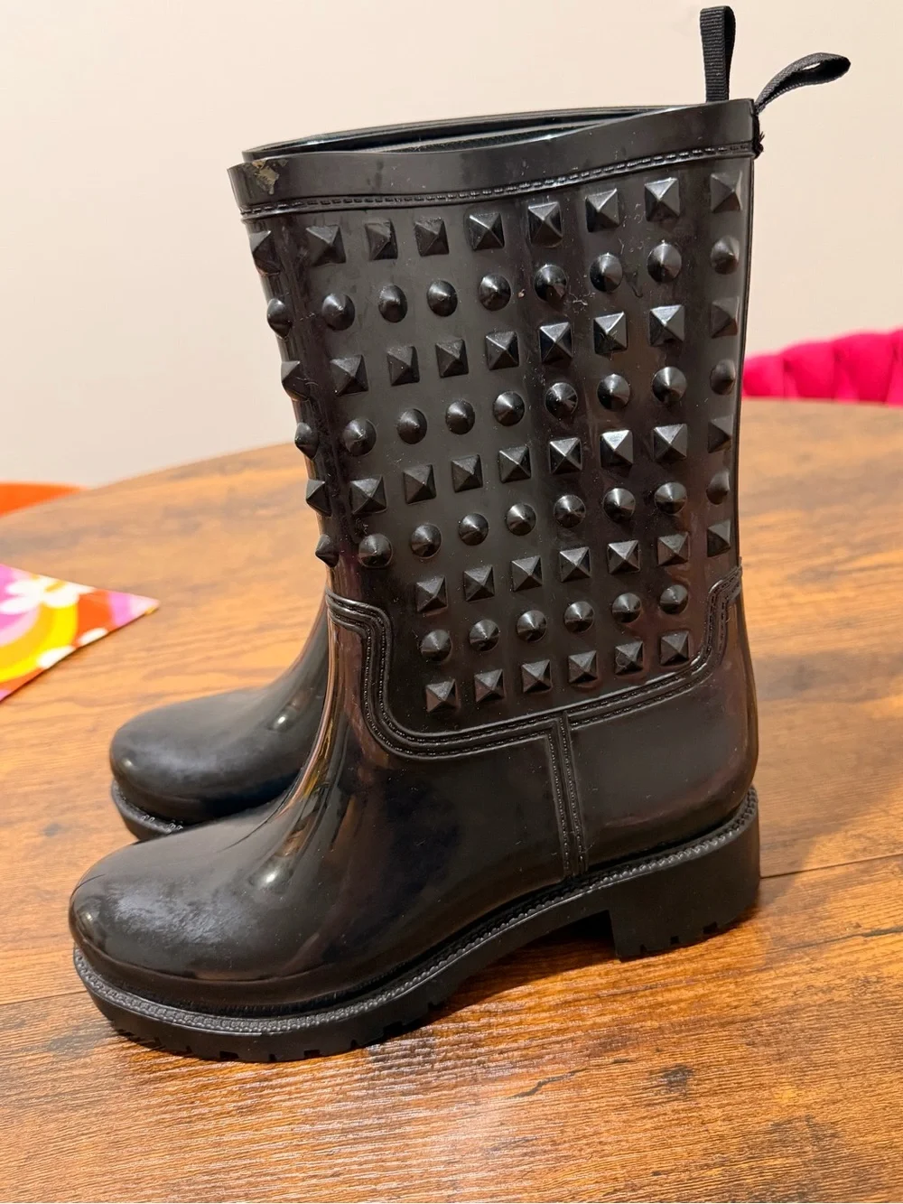 Capelli of New York Black Glossy Studded Short Rain Boots Size 6